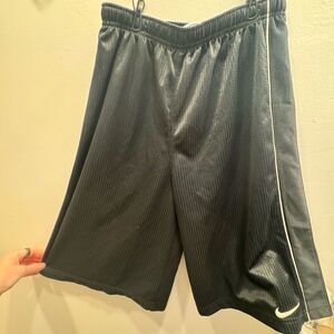 Vintage 90s Nike basketball shorts
